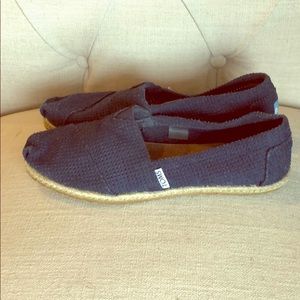 TOMS Navy Classics - Worn ONCE!!